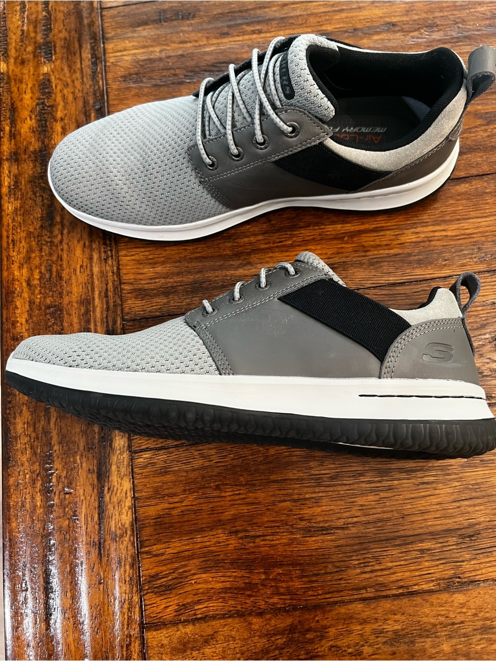 Skechers Men’s Gray and Black Casual Athletic Sneakers - Picture 2 of 7